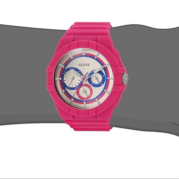 New GUESS Women\'s Quartz Watch with Silicone Strap, Pink
